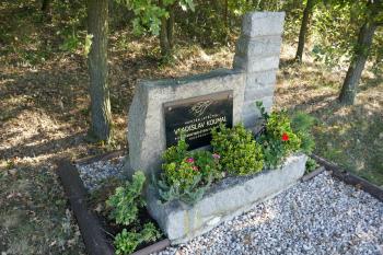  (© Pavel Semple 09/2023)