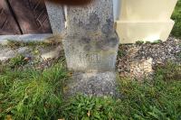 kaple sv. Máří Magdaleny s pamětním křížem