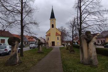 Lužice (© Jaroslav Houfek 04/2023)