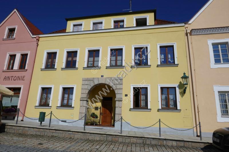 městský dům č.p. 9