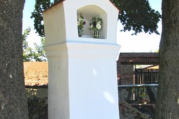 Výklenková kapličk (© Pavel Vítek  09/2025)
