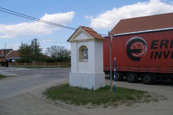 poklona (© Míra Tomanec 05/2016)