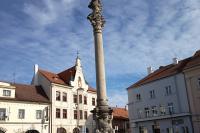 sloup se sochou Panny Marie (Immaculata)