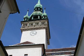 Radniční věž ( © Roman Řezáč 07/2004)
