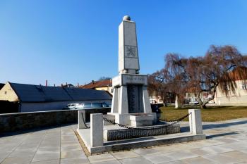  (© Milan Caha  03/2026)