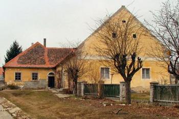 pohled ze silnice ( © Pavel Zany Komárek 22.2. 2004)