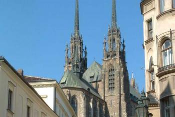 pohled z Kapucínského náměstí (© Stanislav Brebera 07/2004)