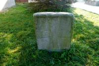 dvojice křížových kamenů