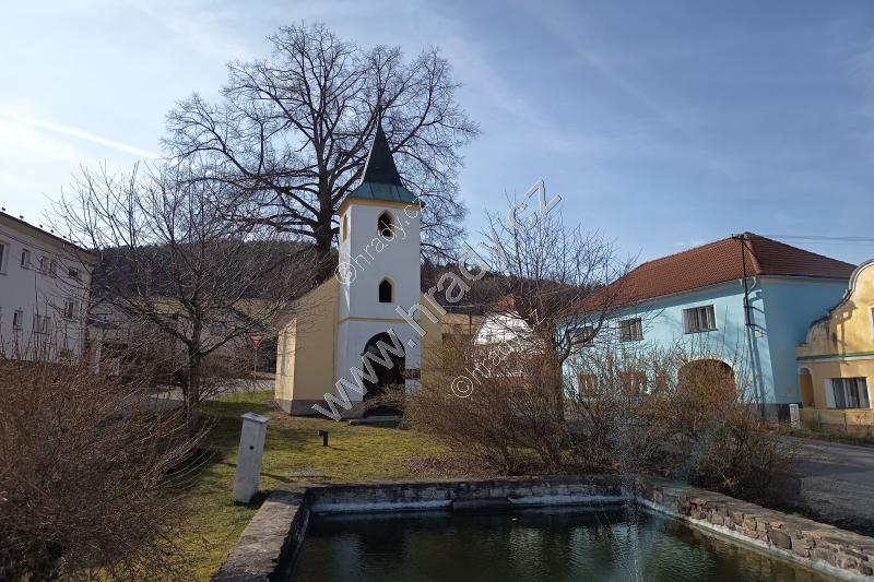 návesní kaple Nejsvětější Trojice návesní kaple Nejsvětější Trojice