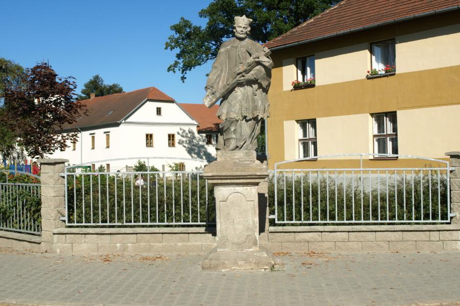 socha sv. Jana Nepomuckého