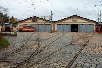  (© Pavel Semple 11/2013)