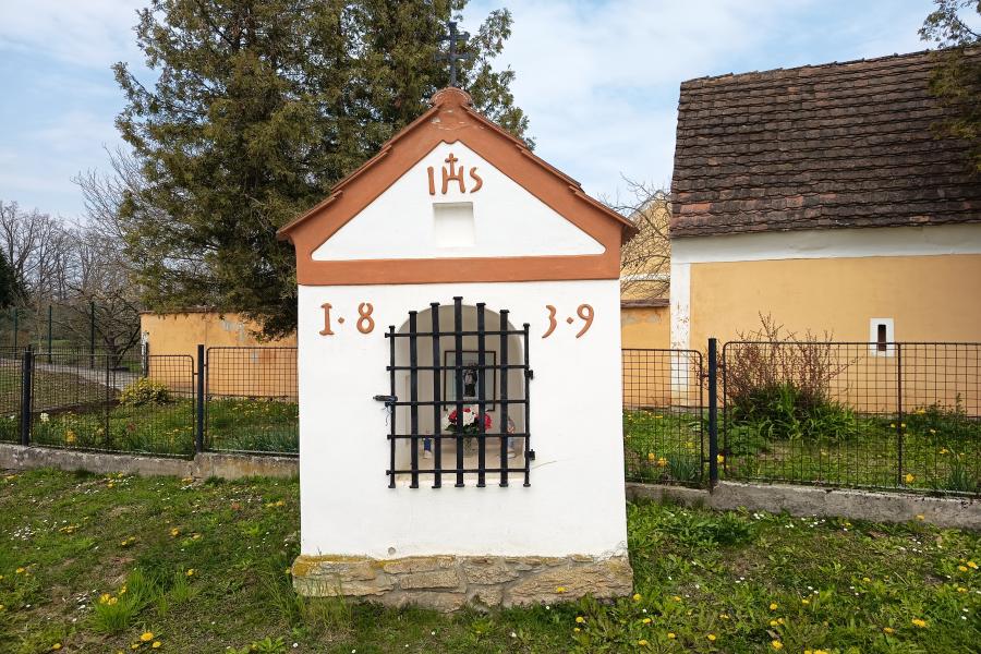  výklenková kaple