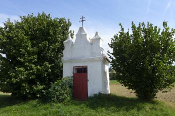 Červená Lhota-kaple (© Eva Koutná 09/2013)