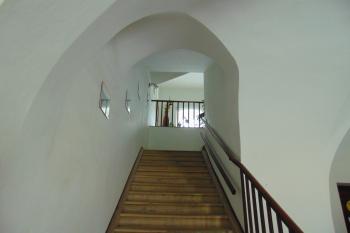 Schodiště do 1. patra (© Dušan Dohňanský  04/2021)