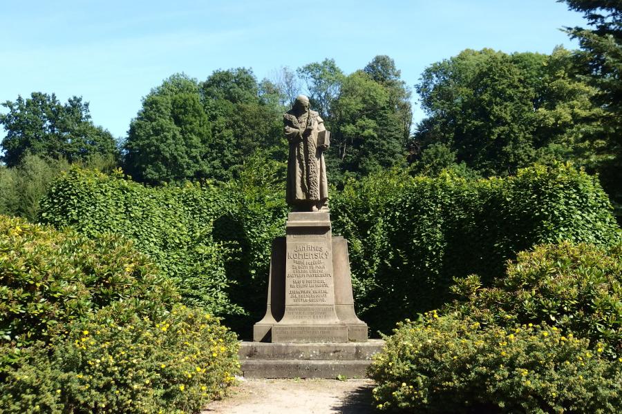 pomník Jana Amose Komenského