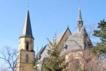 Kostel sv.Apolináře (© Bohuslav Kábrt, 03/2008)