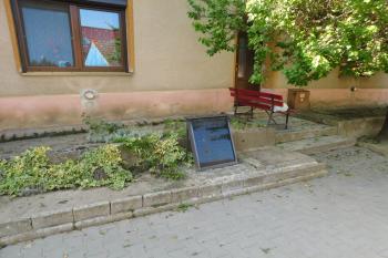  (© Milan Caha  06/2022)