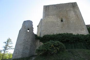 Vých. strana bergfritu ( © Dušan Dohňanský 09/2019)