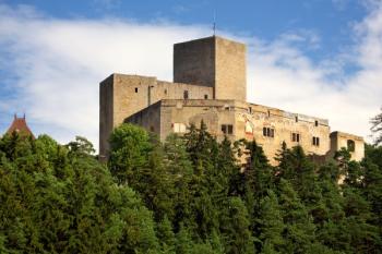 Landštejn od hradu v Pomezí (Marklu) ( © Filip Matoušek 08/2006)