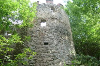 Obranná věž (© Jaroslav Šefčík, 04/2009)