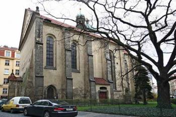 jižní průčelí ( © Pavel Zany Komárek 19.3. 2007)