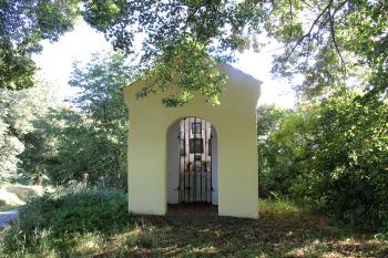 Výklenková kaple v Lejčkově, části obce Dolní Hořice, v okrese Tábor.  (© Pavel Vítek  09/2021)