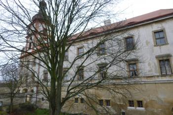zámek Bělá pod Bezdězem (© Vlastislav Mareček, 12/2015)
