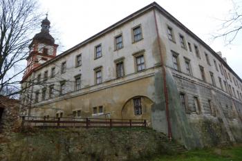 zámek Bělá pod Bezdězem (© Vlastislav Mareček, 12/2015)