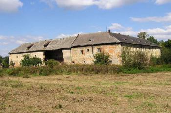 cekový pohled na zámek od jihovýchodu ( © Jan P. Štěpánek 09/2005)