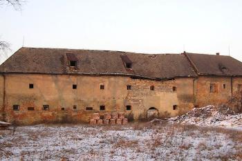 panorama zámku od jihozápadu ( © Jan P. Štěpánek 01/2008)