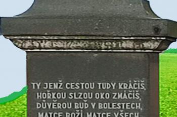 Socha Panny Marie ve Vacanovicích v okrese Olomouc. (© Pavel Vítek  07/2015)