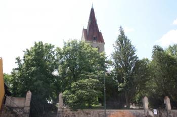 Pohled z ulice ( © Ivan Grisa 07/2009)