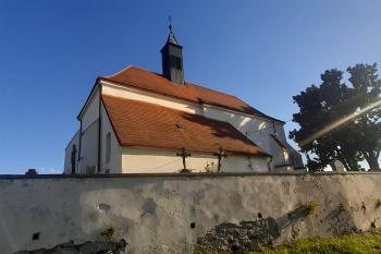 Nedvědice (© Tomáš Lazinka 07/2022)