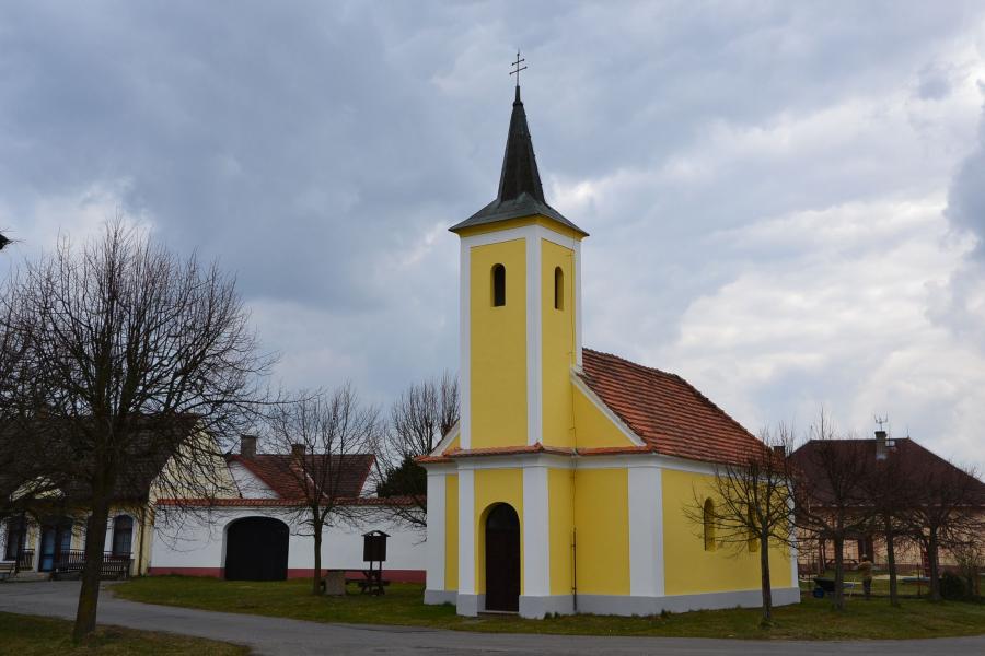  návesní kaple