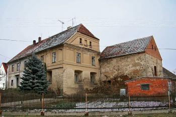 Pohled od jihozápadu ( © Luděk Pitter 11/2005)