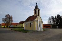 návesní kaple