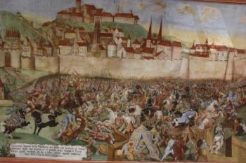 Velký sál: stropní malba s výjevem bitvy o Vyšehrad roku 1420 ( © Ivan Grisa 08/2011)