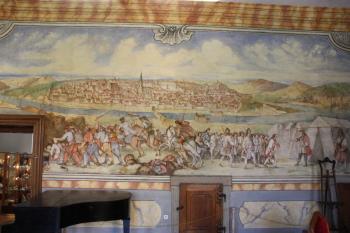 Velký sál: malba na západní stěně s výjevem obléhání Vídně Turky roku 1683 ( © Ivan Grisa 08/2011)
