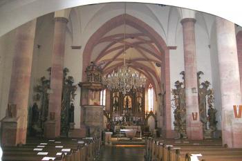 Interiér kostela ( © Pavel Vítek 05/2006)