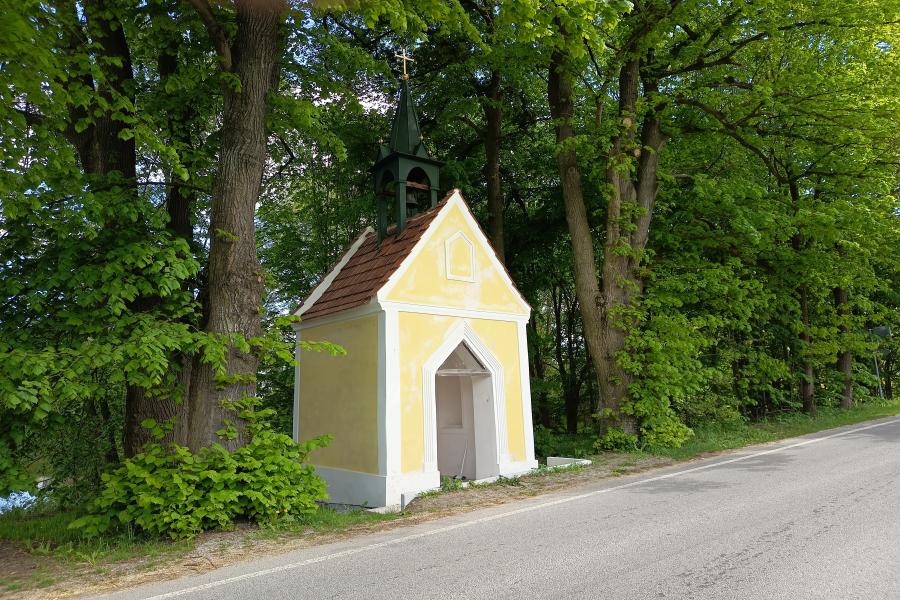  návesní kaple