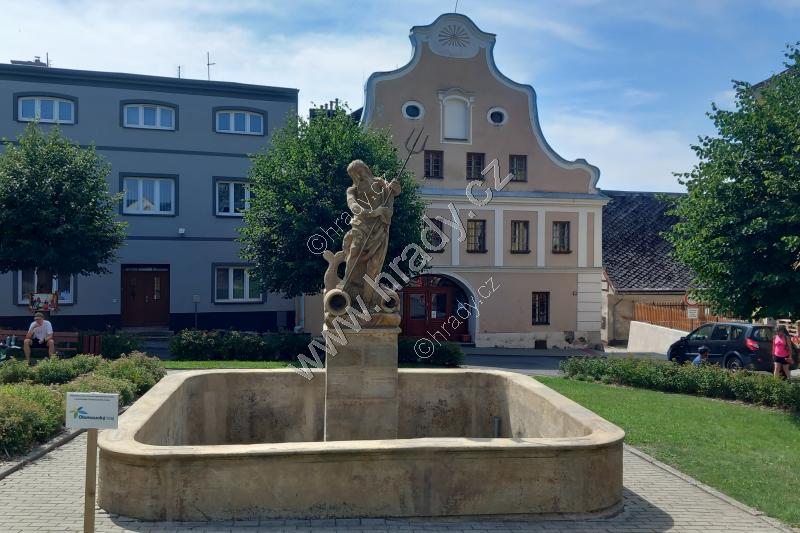 kašna s Neptunem kašna s Neptunem