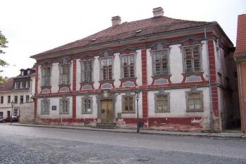 sousední fara (© Stanislav Drda, 07/2006)