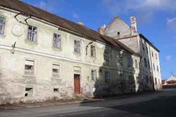 Část u silnice od jihozápadu (© Jiří Cukr, 01/2007)