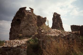 Zřícenina hradu Lichnice (© Vlastislav Mareček, 07/1989)