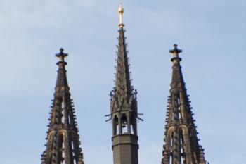 Vyšehradský kostel sv. Petra a Pavla (© Dušan Lipár, 10/2009)