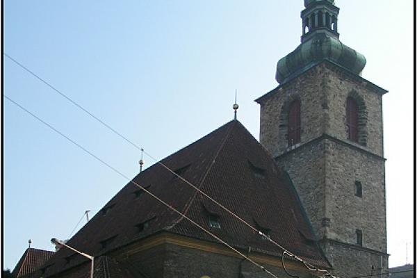 kostel sv. Jindřicha a Kunhuty