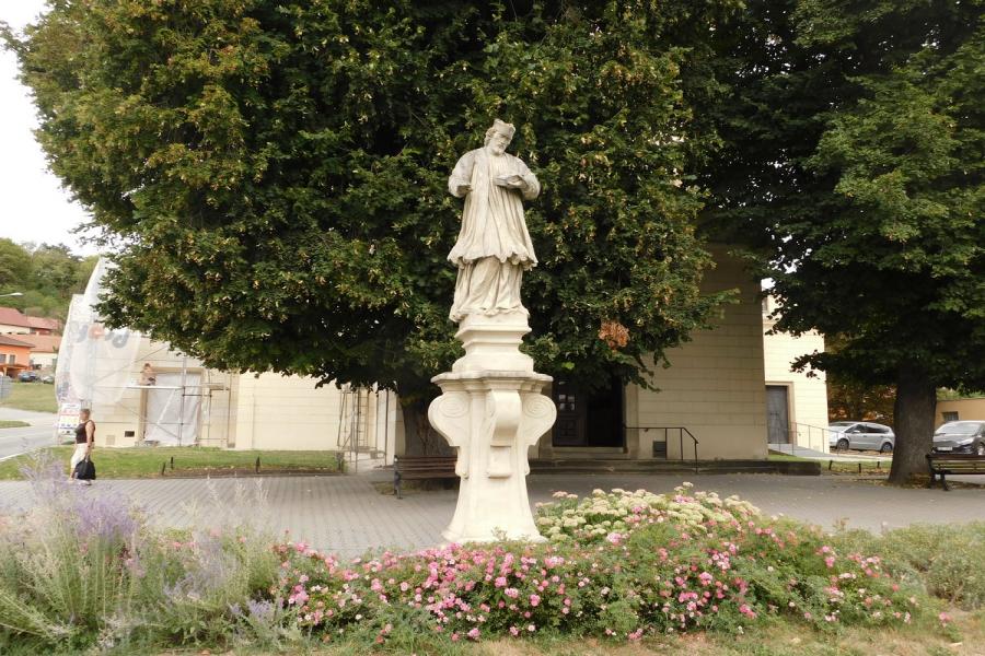  socha sv. Jana Sarkandera
