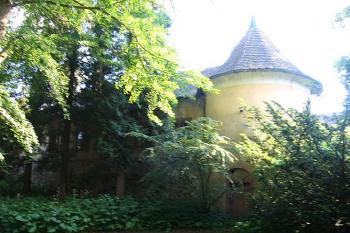 Starý zámek ( © Pavel Vítek 06/2006)
