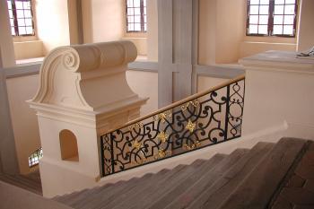 hlavní schodiště (© Alena Volná, 10/2002)