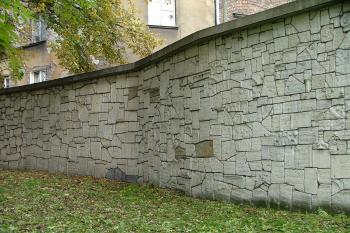 Krakovská Zeď nářků (By Emmanuel DYAN from Paris, France - https://www.flickr.com/photos/emmanueldyan/74218563/, CC BY 2.0, https://commons.wikimedia.org/w/index.php?curid=3159865)
